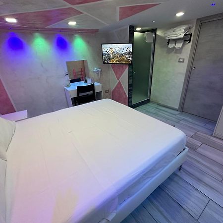 Clopat Vacanze2023 Hotel Napoli Eksteriør billede